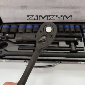 SET DE LLAVES TUBO MAS CRIQUE ,CAJA DE 24 PIZAS